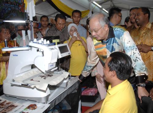NAJIB TUN RAZAK
