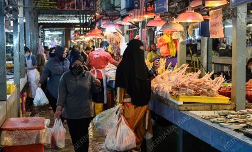 TINJAUAN AYAM MENTAH PASAR CHOW KIT