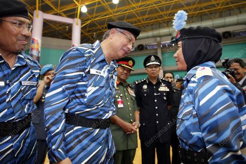 MOHD NAJIB TUN ABDUL RAZAK