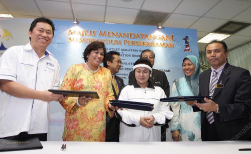 ROSMAH MANSOR