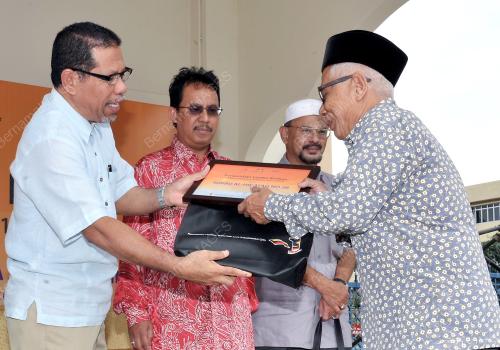 DATUK AHMAD PHESAL TALIB