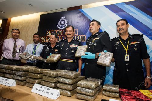 KL05_06012017_POLIS_MEDIA