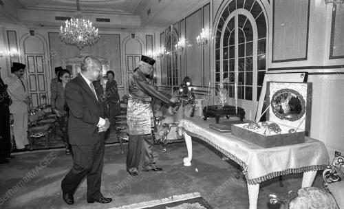 KL05_06022015_AGONG_SUHARTO