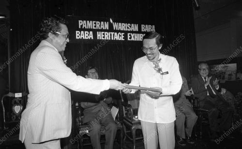 KL05_06022015_ANWAR_RASMI