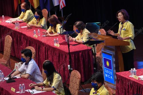 DATUK HENG SEAI KIE