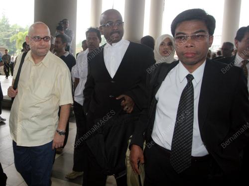 RAJA PETRA RAJA KAMARUDDIN