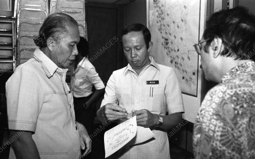 KL05_06072015_TANDA_NAMA