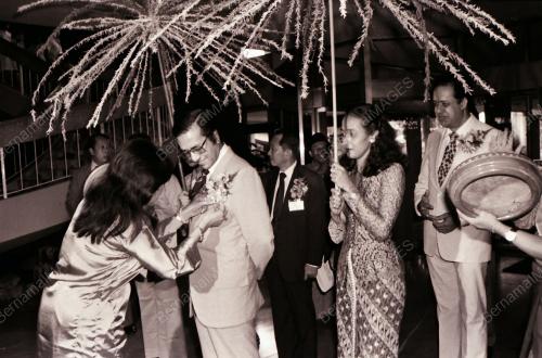 DATUK SERI DR. MAHATHIR BIN MOHAMAD