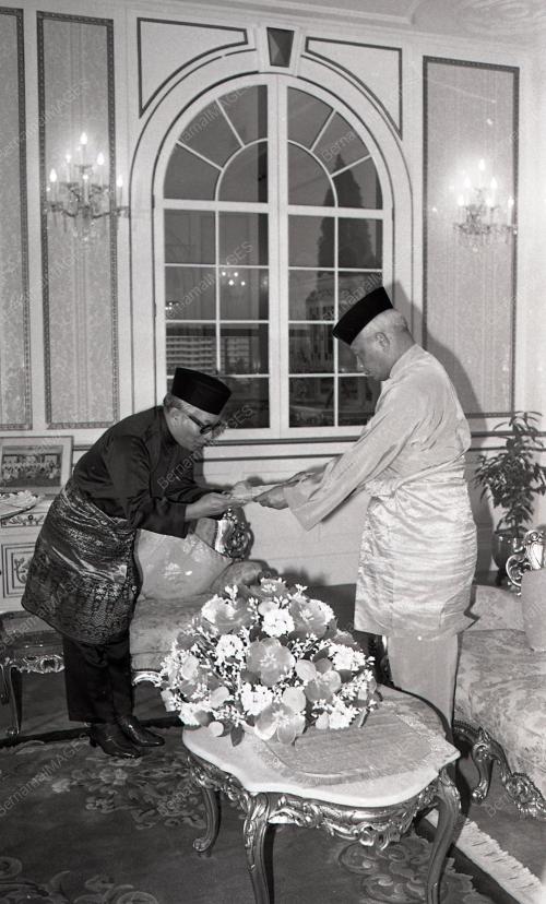 KL05_07012015_AGONG_DUTABARU