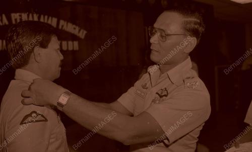 KL05_070590_PENGANUGERAHAN