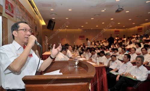 TAN SRI DR KOH TSU KOON