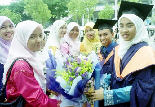 KONVO UNIVERSITI MALAYA