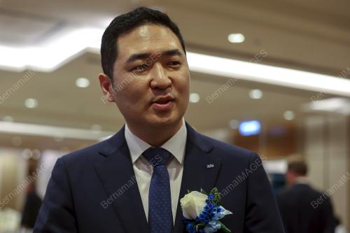 OSUNG DANIAL LEE