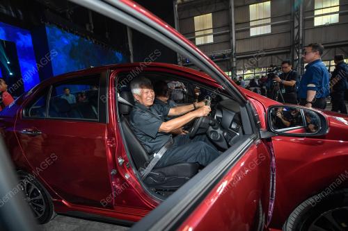 TAN SRI ASMAT KAMALUDIN