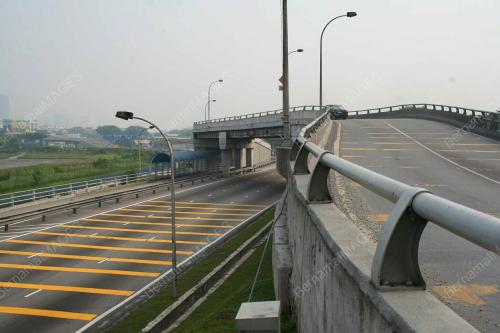 LALU LINTAS LANCAR