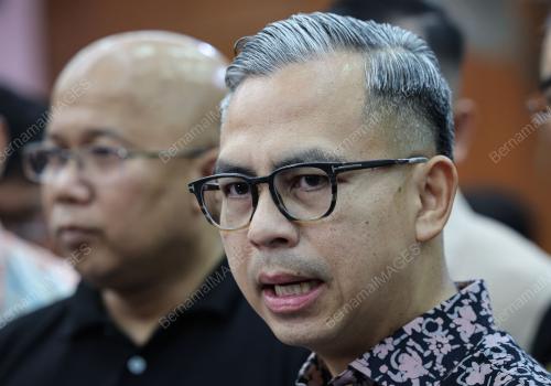 FAHMI FADZIL