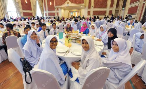 KL05_08062015_PERMAISURI