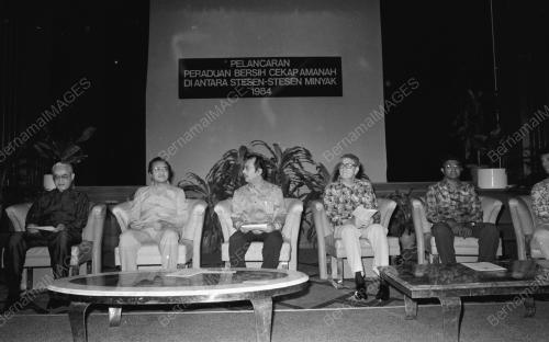 KL05_08102015_MAHATHIR