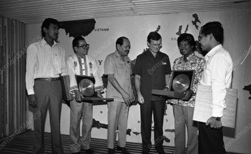 KL05_08102015_PINGAT