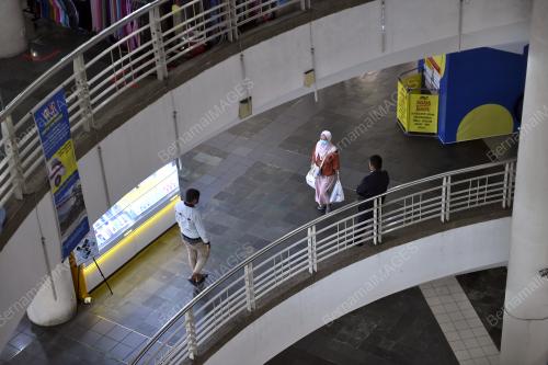TINJAUAN KAWALAN PERGERAKAN BERSYARAT