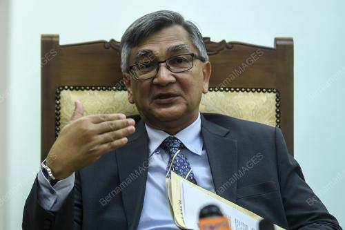 KL05_08122018_SEMINAR_PARLIMEN_BN201812055623