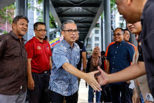 FAHMI FADZIL
