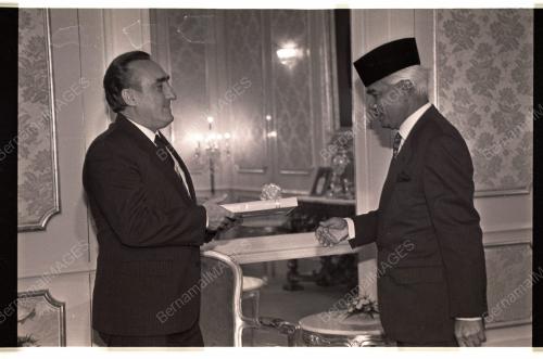 KL05_090490_AGONG_DUTABESARDEMOKRATIK