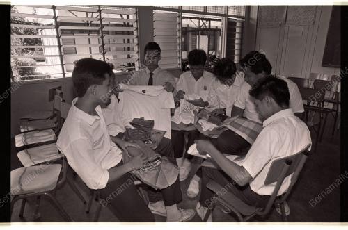 KL05_090490_ZALEHAISMAILSAMPAIBANTUAN