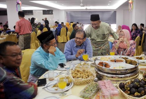 KL05_09082015_AIDILFITRI