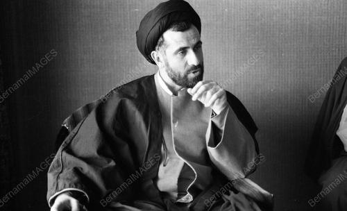Pemimpin Iran sidang media