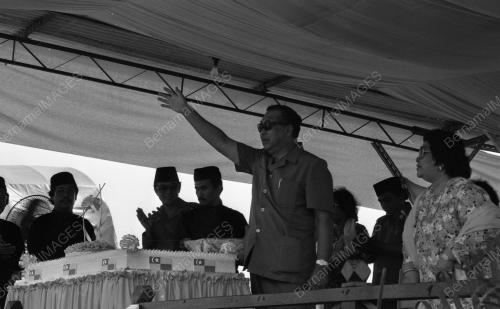 KL05_10032015_PESTA
