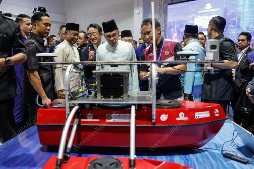 DATUK SERI ANWAR IBRAHIM