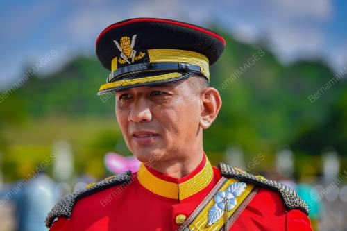 LEFTENEN KOLONEL SHAHRUL AZUDIN MAULOD
