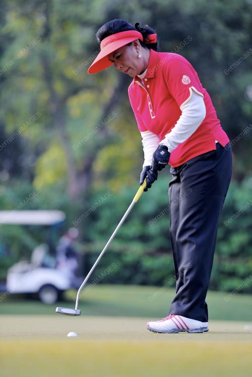 KL05_10102012_PERMAISURI_GOLF