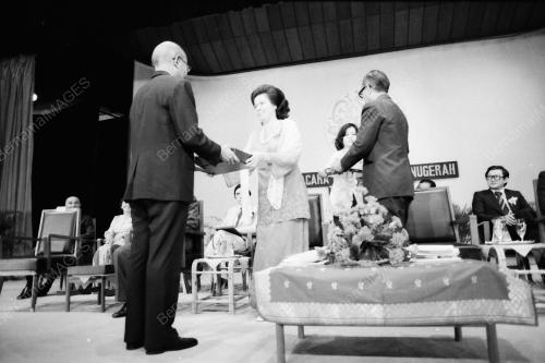 ANUGERAH YAYASAN TUN ABDUL RAZAK