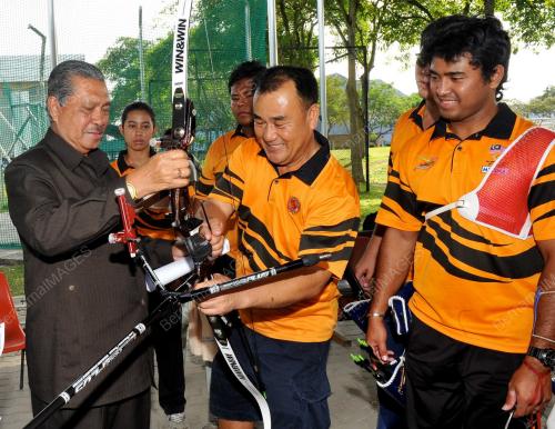KL05_11062012_MEMANAH