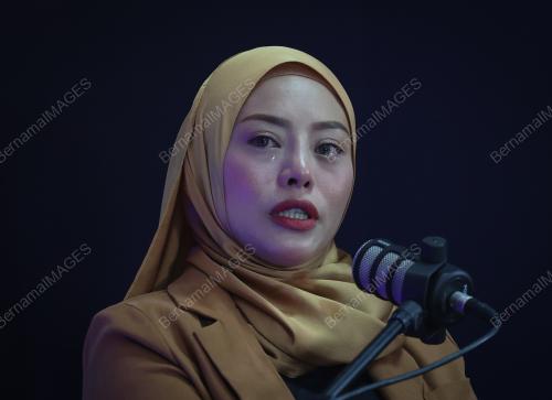 SHARISA HARIS CHONG