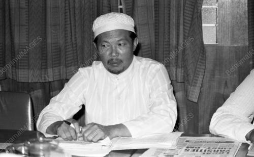 KL05_11081984_EXCO_PAS