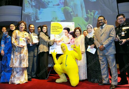 DATUK SHAHRIZAT ABDUL JALIL