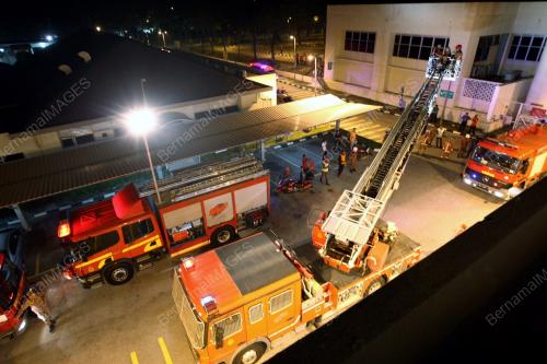 KL05_11102014_LATIHAN8
