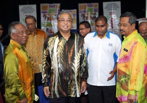 ISMAIL SABRI YAAKOB