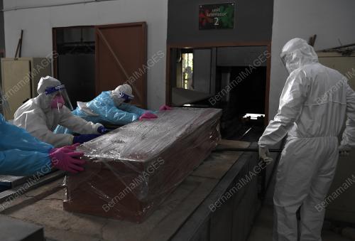 PROSES PEMBAKARAN MAYAT COVID-19