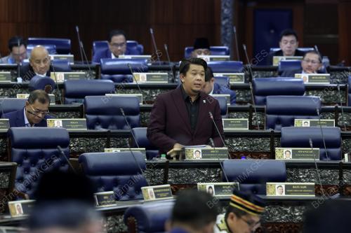 DATUK LUKANISMAN AWANG SAUNI