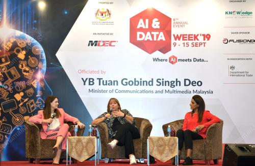 KL05_12092019_NEXTBIGTECH_BN201909040000