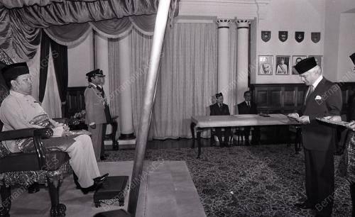 SULTAN AZLAN SHAH