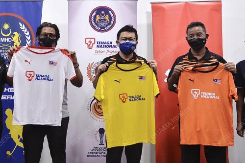 PELANCARAN JERSI RASMI HOKI REMAJA