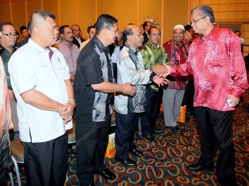 ISMAIL SABRI YAAKOB