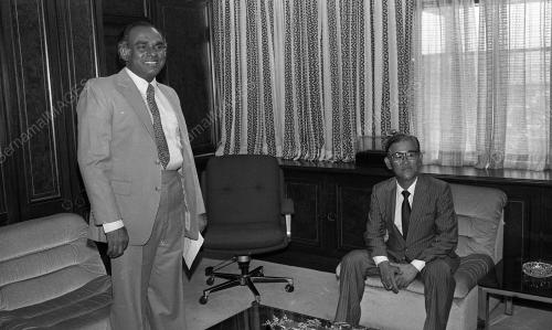 DATUK SAMY VELLU