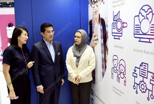 KL05_13072019_GRADUAN_ASPIRE_CAREER