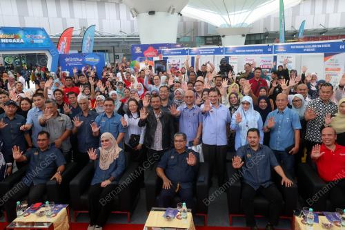 DATUK AARON AGO DAGANG